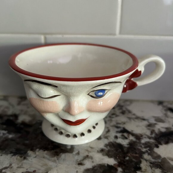 Vintage Set of 2 Staffordshire England Winking Tea Cups - Picture 2 of 10